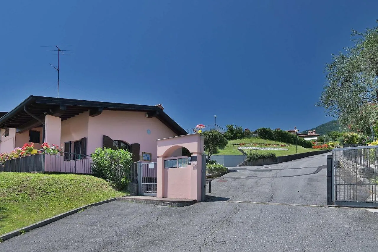 Bbq & Pools Ghh Apartment Toscolano Maderno