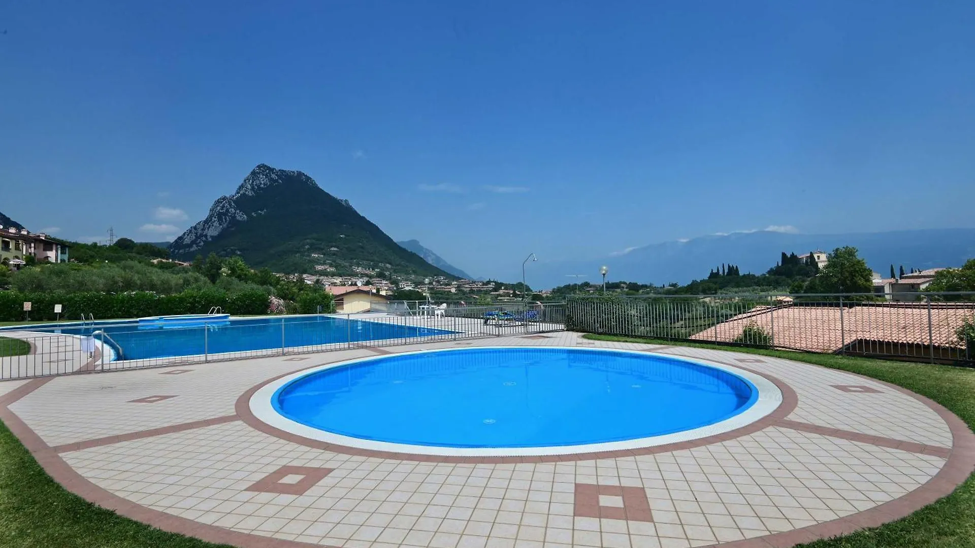 Bbq & Pools Ghh Apartment Toscolano Maderno 0*,  Italy