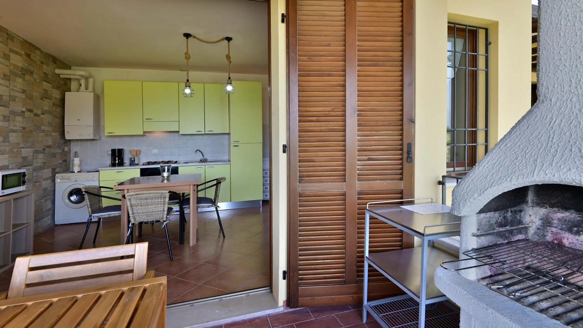 Bbq & Pools Ghh Apartment Toscolano Maderno